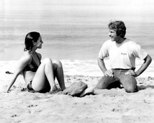 Lifeguard 1976 Kathleen Quinlan & Sam Elliott on Torrance beach 8x10 photo