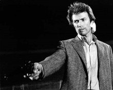 Clint Eastwood aims his Magnum gun 1971 Dirty Harry 8x10 inch photo