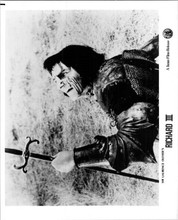 Richard III 1955 8x10 inch original photo Sir Laurence Olivier holding sword