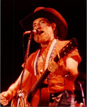 Willie Nelson rare vintage 1970's/early 80's 8x10 inch press photo on stage