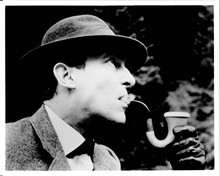 Adventures of Sherlock Holmes TV Jeremy Brett puffs on his pipe 8x10 photo
