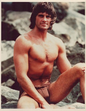 Duncan Regehr bare chested beefcake pin-up in Tarzan style loincloth 8x10 photo