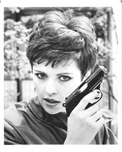 Sheena Easton holds up Bond gun in For Your Eyes Only pose 8x10 inch photo