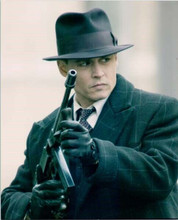 Johnny Depp in fedora with machine gun 2009 Public Enemies as Dillinger 8x10