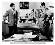 Three on a Couch 1966 original 8x10 photo Jerry Lewis looks at Ford painting