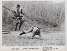 Chinese Professional/One-Armed Boxer 1973 original 8x10 photo Jimmy Wang Yu kick