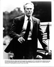 Clint Eastwood runs along President limo In The Line of Fire original 8x10 photo