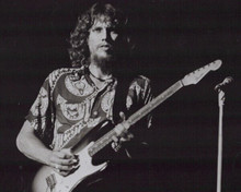 Lynyrd Skynyrd 1976 guitarist & vocalist Steve Gaines 8x10 inch photo