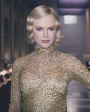 Nicole Kidman looking glamorous in sequined dress 8x10 inch photo