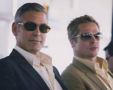 Ocean's Thirteen Movie Scene Brad Pitt, George Clooney Close up 8x10 Photograph