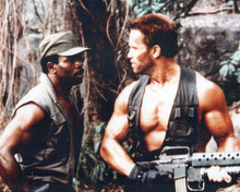 Predator 1987 Carl Weathers Arnold Schwarzenegger in jungle 8x10 inch photo