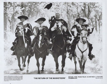 Return of the Musketeers 1989 original 8x10 photo York Finlay Reed Chamberlain