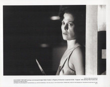 Sigourney Weaver 1995 original 8x10 photo holding knife from movie Copycat