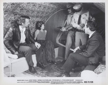 Steelyard Blues original 8x10 photo Donald Sutherland Jane Fonda cops point gun