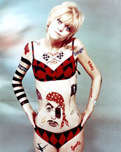 Goldie Hawn gets "tatooed" for 1968 Laugh-In episode wearing bikini 8x10 photo