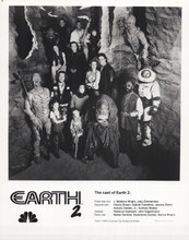 Earth 2 1994 original 8x10 photo full cast portrait Farentino Sabato Gayheart