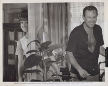 Paris When it Sizzles 1964 original 8x10 photo Holden & Hepburn smiling on set