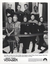 Star Trek Voyager 1996 original 8x10 photo Kate Mulgrew with her crew on bridge