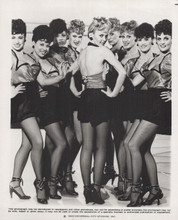 Xanadu 1980 original 8x10 photo Olivia Newton-John & girls pose in stockings