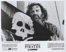 Pirates 1986 original 8x10 photo Walter Matthau with pirate flag on Neptune