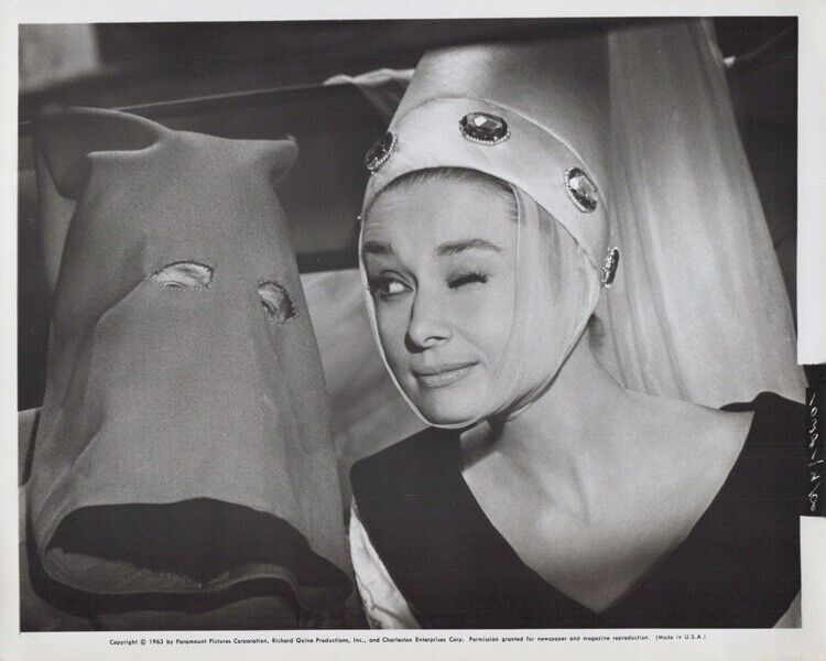 Paris When it Sizzles 1964 original 8x10 photo Audrey Hepburn