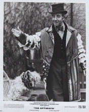 The Optimists 1973 original 8x10 photo Peter Sellers performs with small dog