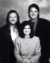 Travis Tritt Dee Henry Jenkins Vince Gill Conway Twitty Special 8x10 inch photo