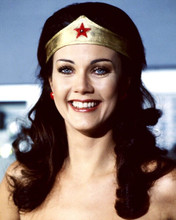 Lynda Carter gives radiant smile as TV's Wonder Woman 1970's 8x10 real photo