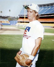 Richard Dean Anderson 8x10 real Photo candid in baseball outfit