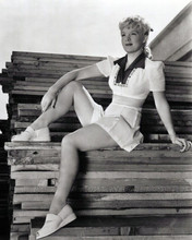 Betty Hutton 1942 classic Hollywood publicity portrait 8x10 inch photo