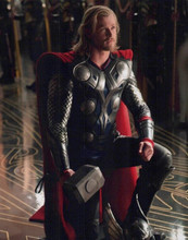 Thor Movie Scene Chris Hemsworth on his knees 8x10 Photograph