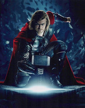 Thor Movie Chris Hemsworth Super Cool Pose 8x10 Photograph