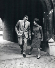 Arabesque 1966 Gregory Peck & Sophia Loren at British Museum 8x10 inch photo