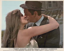 Biggest Bundle of Them All Raquel Welch kisses Robert Wagner 8x10 inch photo