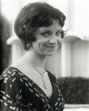 Cindy Williams gives cute smile as Shirley in Laverne & Shirley 8x10 inch photo