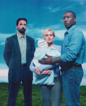 The 4400 2004 vintage 8x10 inch photo Billy Campbell Laura Allen Mahershala Ali