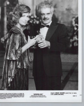 Green Ice 1982 original 8x10 inch Omar Sharif & Anne Archer have drinks