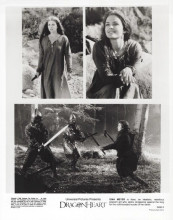 Dragon Heart 1996 original 8x10 inch photo Dennis Quaid & Dragon with bow