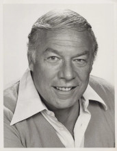 George Kennedy classic smiling portrait 1970's era 7x9 inch photo