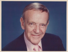 Fred Astaire 1978 original 7x9 inch TV photo Kennedy Center Honors snipe on back