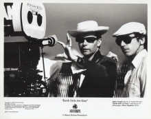 Earth Girls Are Easy 1989 original 8x10 inch photo Julian Temple director
