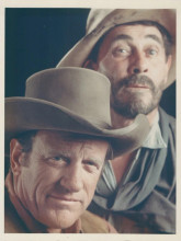 Gunsmoke 1971 original 7x9 inch TV photo James Arness Ken Curtis snipe on back