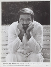 Burt Reynolds 1978 original 8x10 inch photo sitting on bench The End