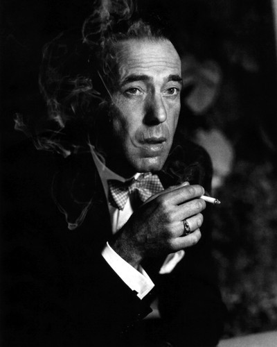 This is an image of Photograph & Poster of Humphrey Bogart 102863