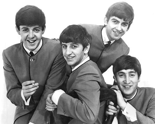This is an image of Photograph & Poster of The Beatles 191202