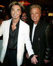 This is an image of Photograph & Poster of Siegfried and Roy 255783