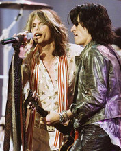 This is an image of Photograph & Poster of Aerosmith 245928