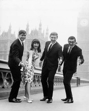 This is an image of Photograph & Poster of The Seekers 178521