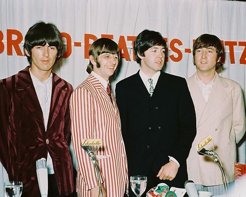 This is an image of Photograph & Poster of The Beatles 238709