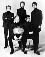 This is an image of Photograph & Poster of Manfred Mann 194371